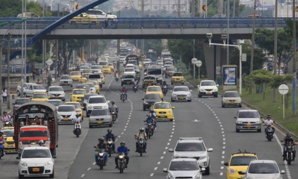 Motos vs Autos para reducir la contaminación